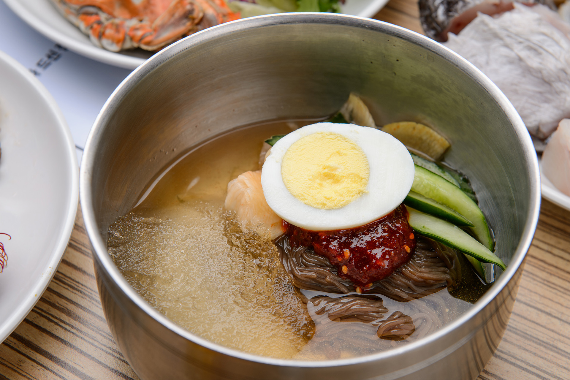 Bibim-naengmyeon